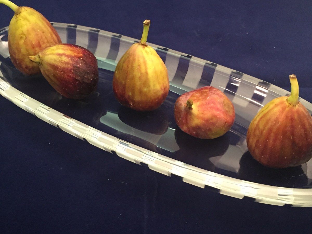 Oven Roasted Figs with&nbsp;Prosciutto